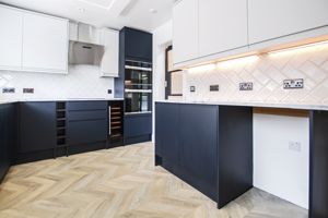 Photo 16- click for photo gallery